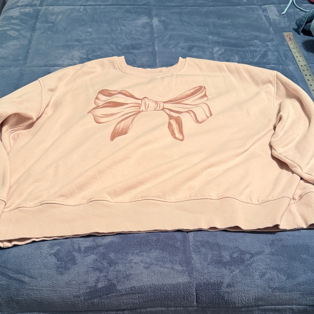 H&M Light Pink Sweatshirt